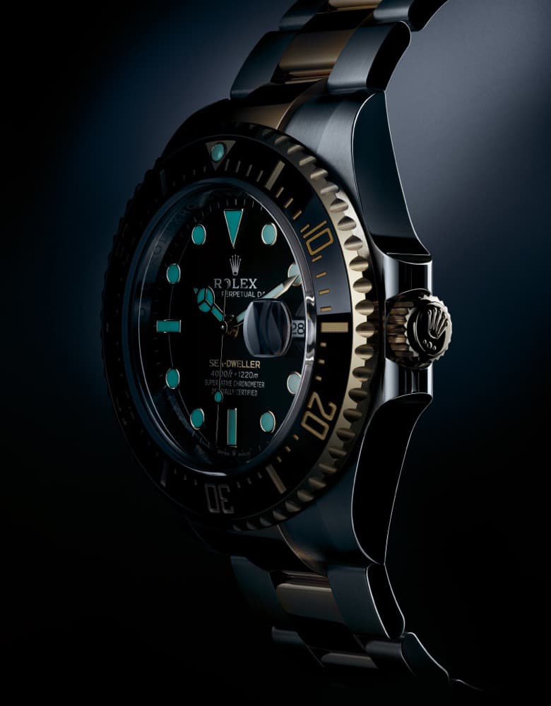 Rolex Sea-Dweller, Oystersteel and yellow gold highlighting Chromalight display